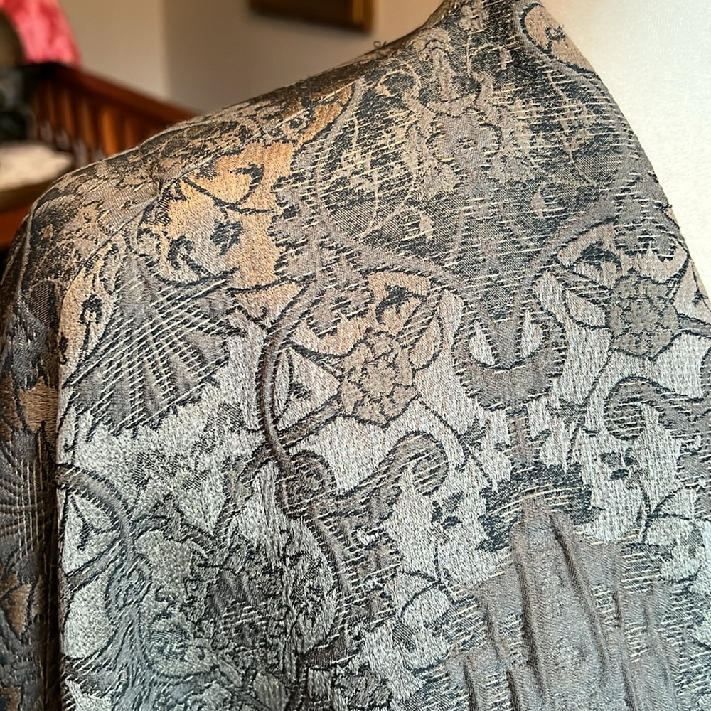 Eskandar Jacket - image 3